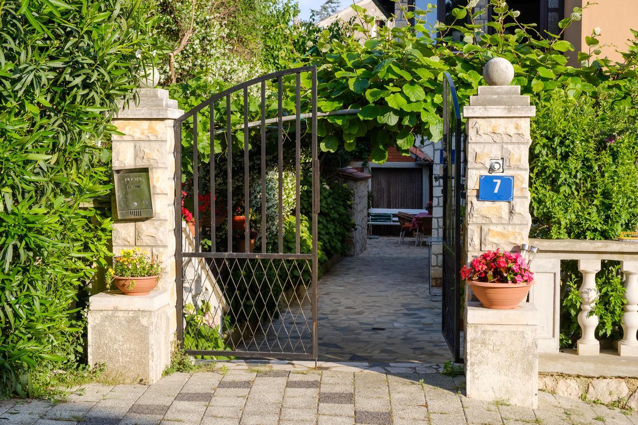 Apartments Beba Mali Lošinj Kültér fotó
