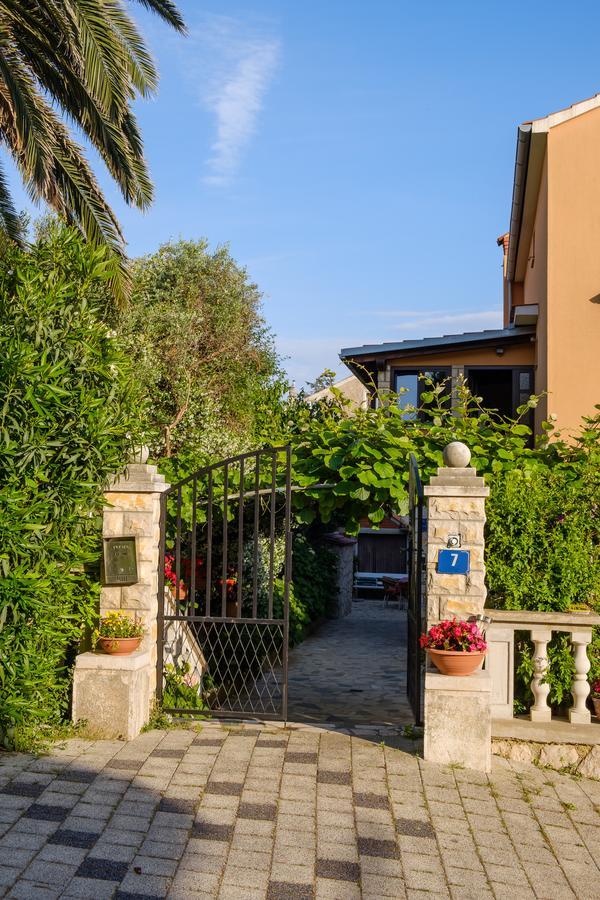 Apartments Beba Mali Lošinj Kültér fotó